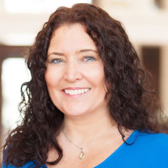 Meet your Posher, Sarah - Picture 2 of 3